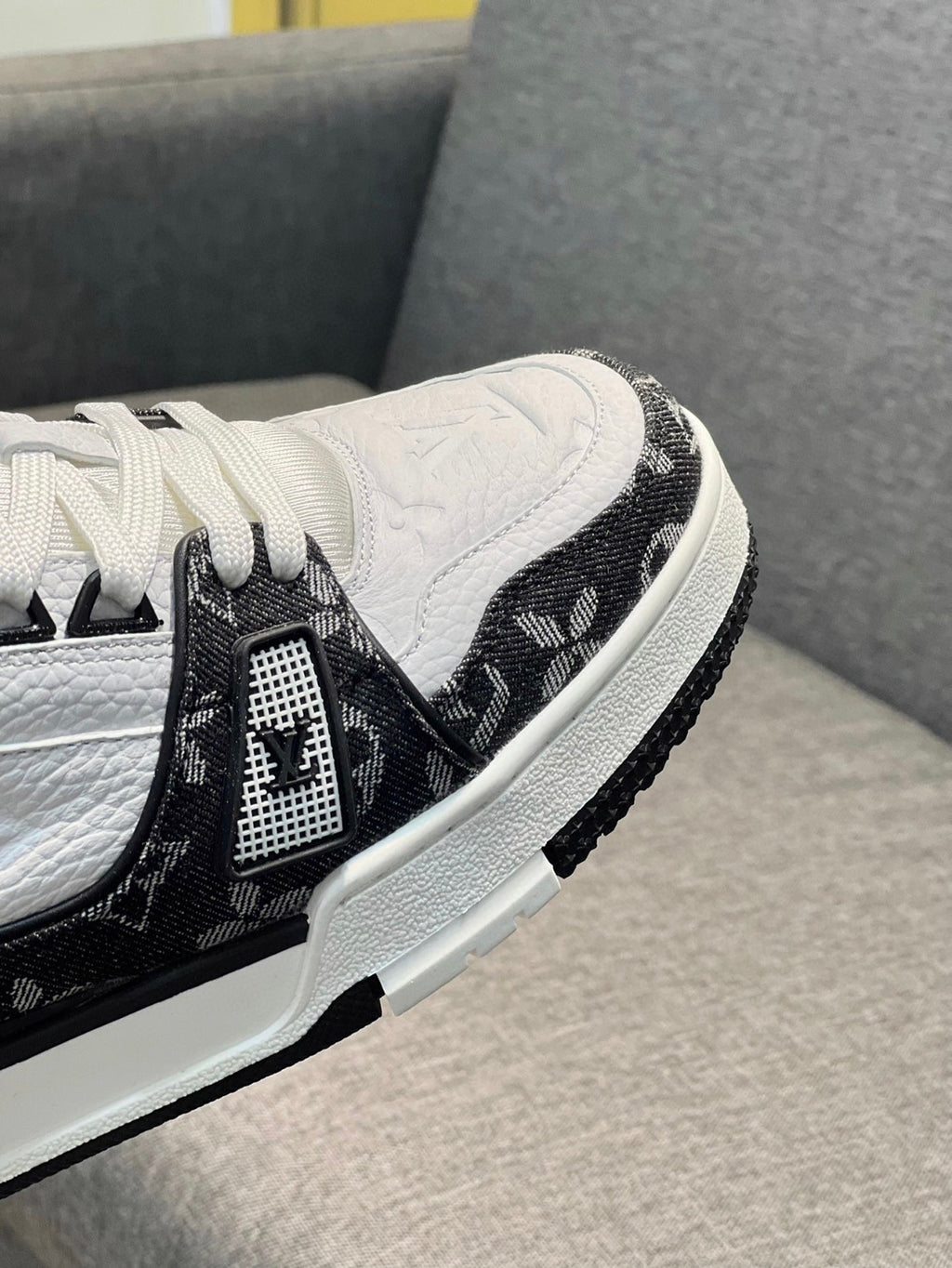 LV Trainer